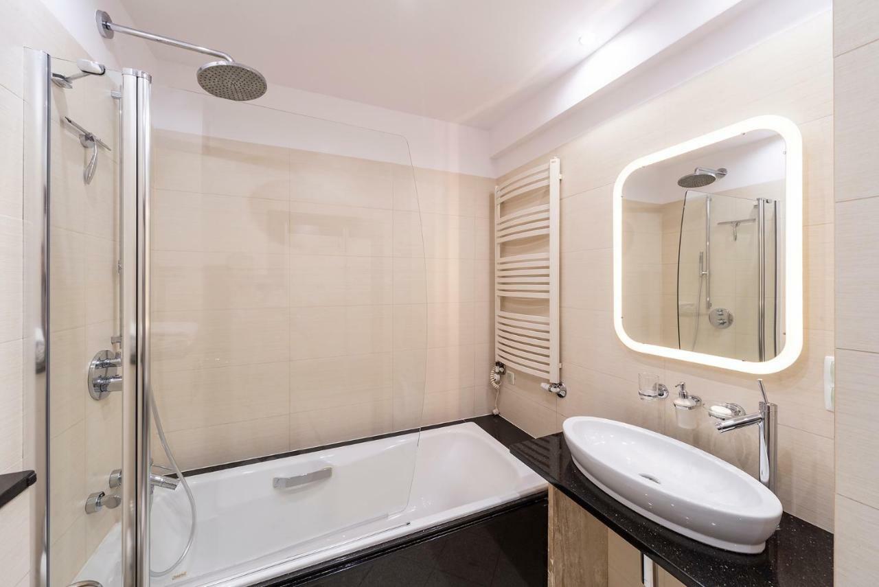 Beachfront Apartment Haga With Free Parking By Noclegi Renters 소포트 외부 사진